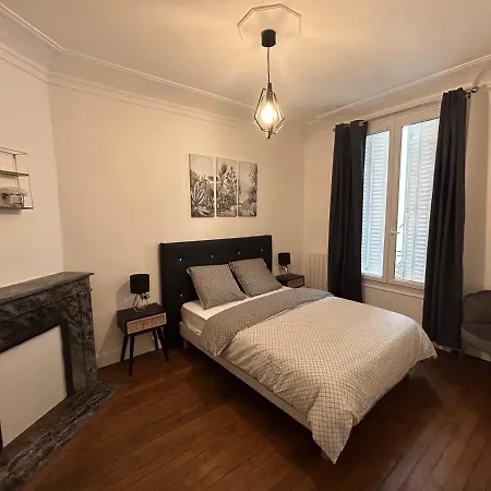 A Mande Apartament